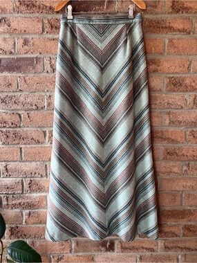 GAYTOWN SPORTSWEAR TORONTO Vintage Chevron Wool-Feel Maxi Skirt 70s Boho